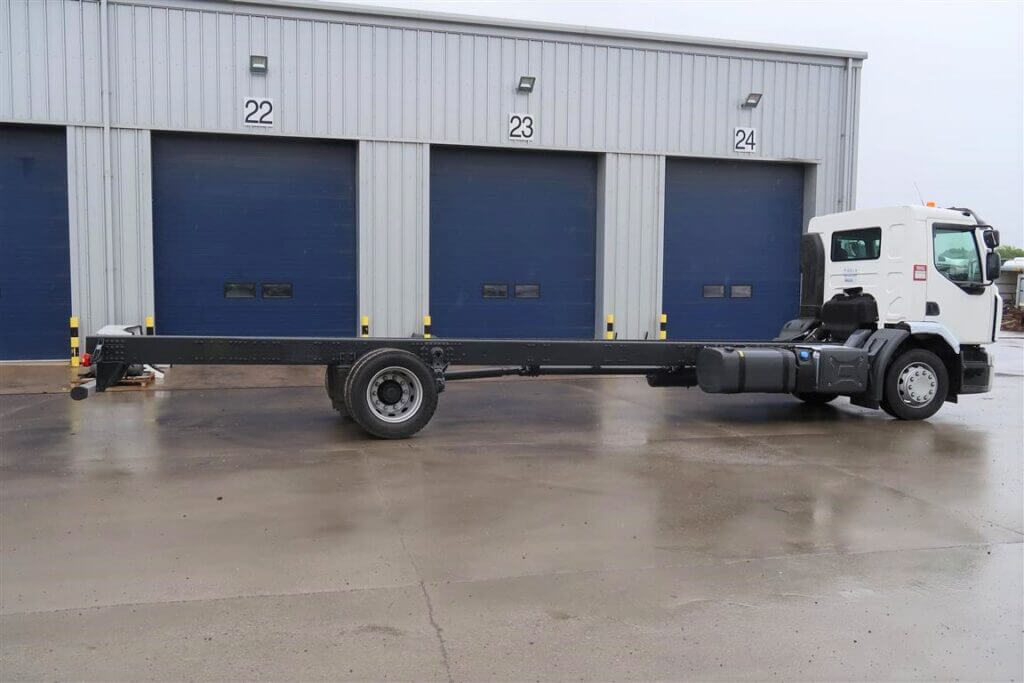 RENAULT WHEELBASE EXTENSION