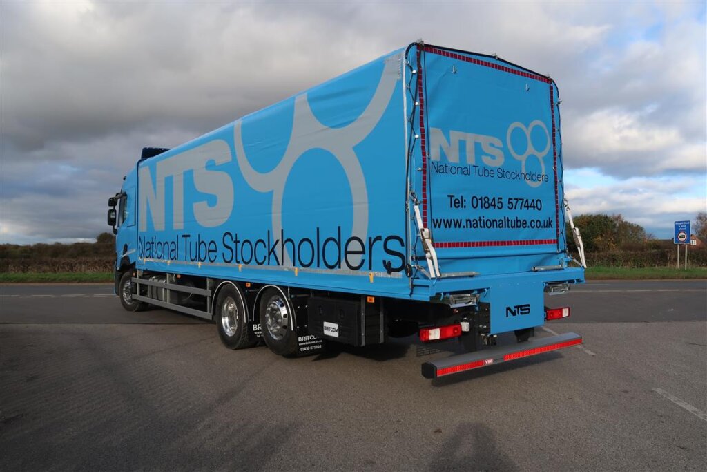 RIGID TRUCK CANOPY BODY - Britcom