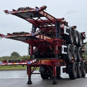 Dennison Tri-Axle Sliding Skeletal Trailers - Stack of Three - C431504