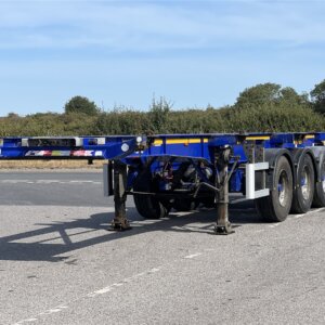 Dennison Tri-Axle Sliding Skeletal Trailer - C412305